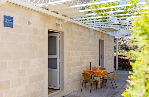 Cavtat Apartment | Apartments Nikša, (15883), Cavtat, hr