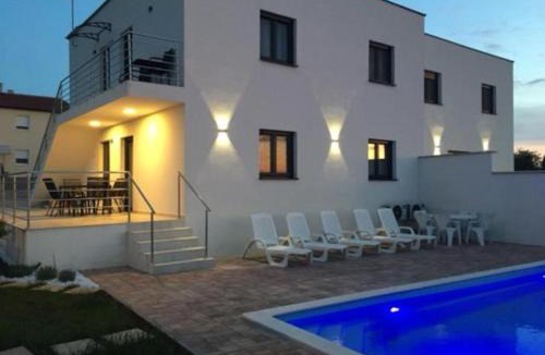 Murine Apartment | Apartments Noel