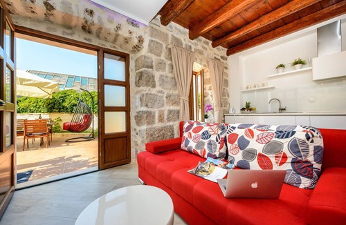 Cavtat Old Town Apartment | Apartments None & Nono-Comfort One-Bedroom Apartment with Shared Terrace