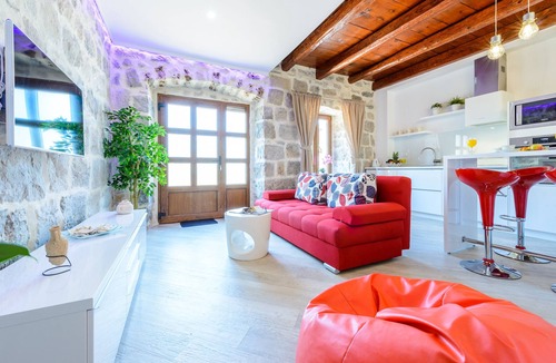 Cavtat Old Town Apartment | Apartments None & Nono-Comfort One-Bedroom Apartment with Shared Terrace