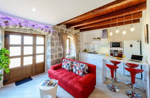 Cavtat Old Town Apartment | Apartments None & Nono-Comfort One-Bedroom Apartment with Shared Terrace