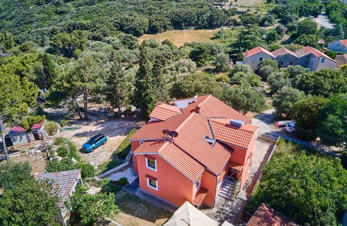 Cunski Apartment | Apartments Nusret, (13689), Cunski, hr