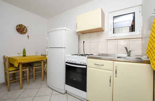 Maslinica Apartment | Apartments Oliva (10981-A3) - Maslinica