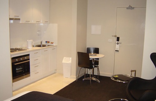 North Melbourne Hotel | Apartments on Chapman