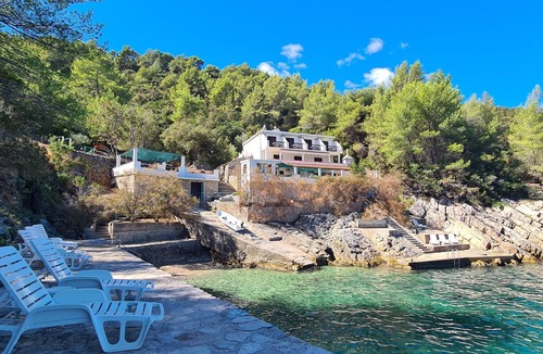 Bogomolje Apartment | Apartments On the beach (89401-A5) - Bogomolje
