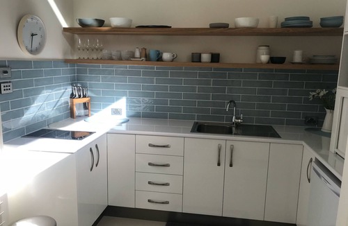 Orange Apartment | Apartments On The Park