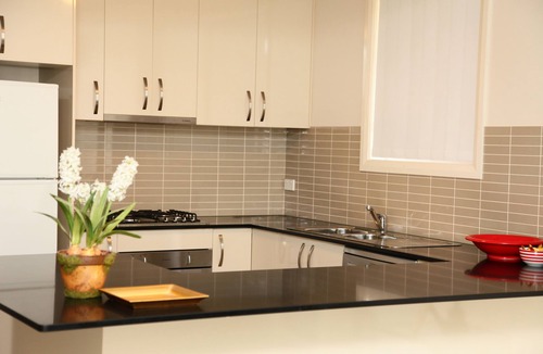 Orange Apartment | Apartments On The Park