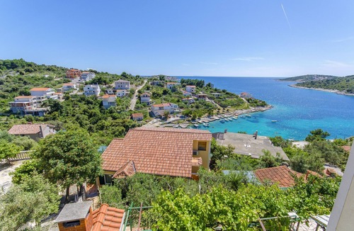 Sevid Apartment | Apartments Otjana (23211-A1) - Sevid