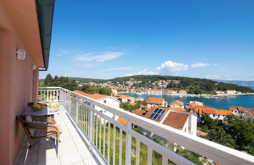 Island Hvar Apartment | Apartments Palma (15171-A3) - Jelsa - island Hvar
