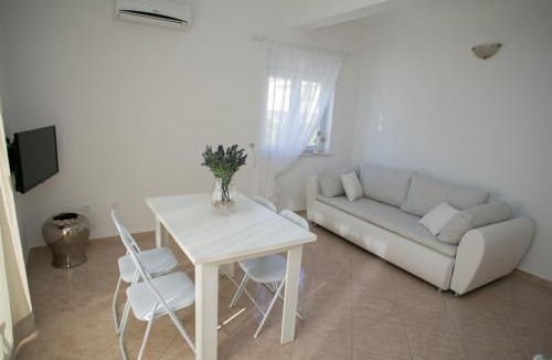 Novalja Apartment | Apartments Rina