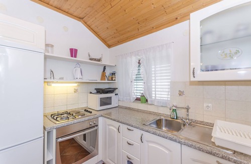 Jadrija Apartment | Apartments Romic (83411-A2) - Jadrija