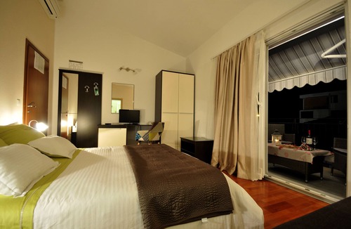 Trogir Hotel | Apartments & Rooms Villa Maslina