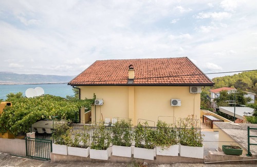 Slatine Apartment | Apartments Rose (40771-A1) - Slatine (Ciovo)