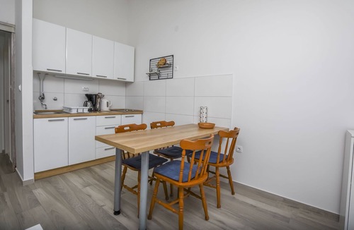 Dvornica Apartment | Apartments Sanda (12541-A2) - Kanica