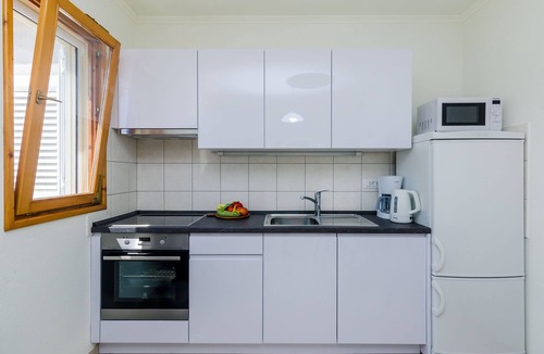 Molunat Apartment | Apartments Sara (Molunat) - One Bedroom Apartment with Terrace and Sea View