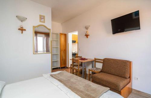 Cavtat Apartment | Apartments Senjo - Studio Apartment with Balcony and Sea View Apartman 2