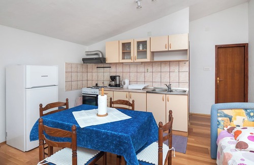Podglavica Apartment | Apartments Siniša (10021-A3) - Rogoznica