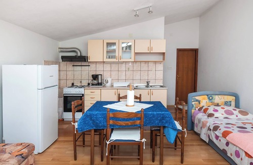 Podglavica Apartment | Apartments Siniša (10021-A3) - Rogoznica