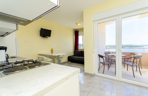Dvornica Apartment | Apartments Smilje (24471-A2) - Razanj