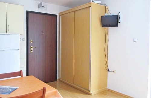 Cove Tri Zala (Zrnovo) Apartment | Apartments Snježana, (13076), Korcula, hr