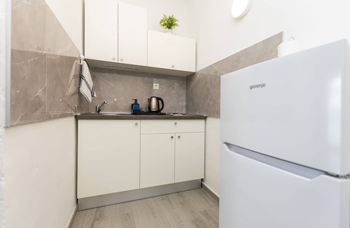 Ruskamen Apartment | Apartments Stipe (29371-A2) - Lokva Rogoznica