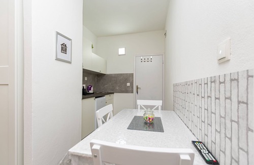 Ruskamen Apartment | Apartments Stipe (29371-A4) - Lokva Rogoznica