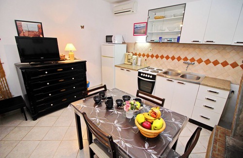 Blato Apartment | Apartments Sunset