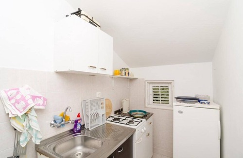 Drace Apartment | Apartments Sutvid- Two Bedroom Apartment with Balcony and Sea View