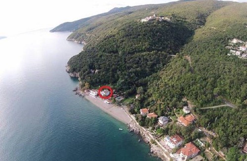 Mosenice Apartment | Apartments Sveti Ivan - direct on the beach