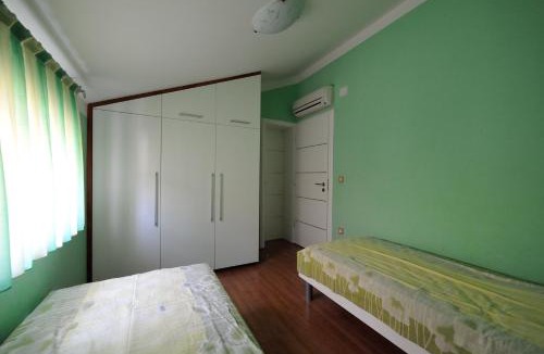 Martinscica Apartment | Apartments Tamaris