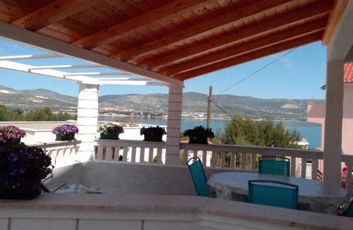 Slatine Apartment | Apartments Tanja (46041-A2) - Slatine (Ciovo)