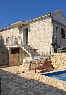 Donje Selo Apartment | Apartments Tomina
