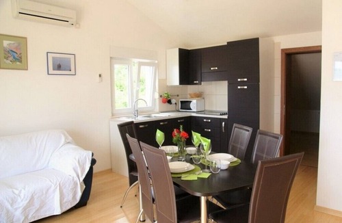 Selce Apartment | Apartments Tomislav, (13196), Selce, hr