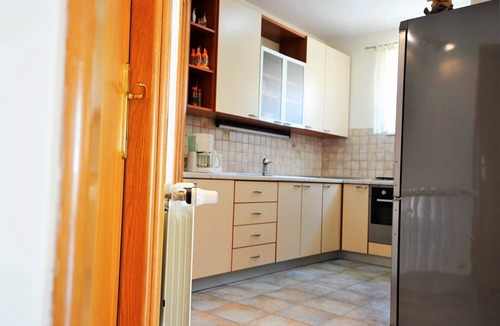 Pucisca Apartment | Apartments Tonka, (15099), Pucišca, hr