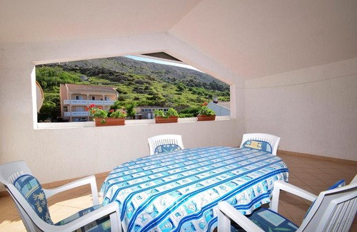 Pag House | Apartments Valentić