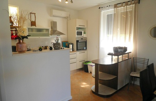 Supetarska Draga Apartment | Apartments Vesna, (14684), Supetarska Draga, hr