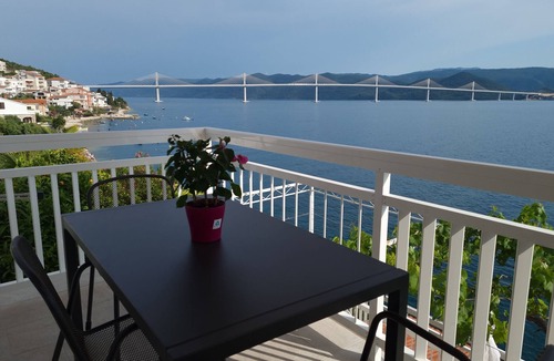 Komarna Apartment | Apartments Vesna (49191-A3) - Komarna (Klek)