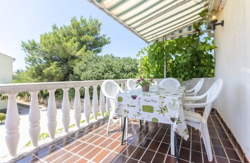 Vodice Apartment | Apartments Vesna with pool (19601-A3) - Vodice