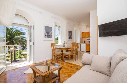 Molunat Apartment | Apartments Vidak - One Bedroom Apartment with Balcony and Sea View - (A4)