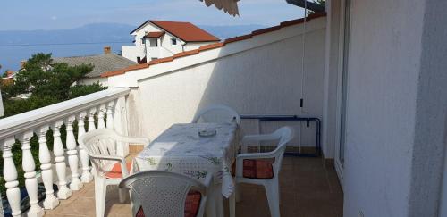 Omisalj Apartment | Apartments Vila Lavanda