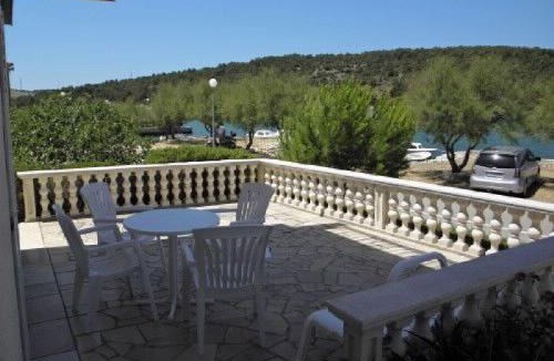 Jadrtovac Apartment | Apartments Vila Punta