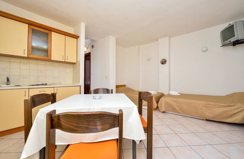 Kukljica Apartment | Apartments Villa Ana (20601-A1) - Kukljica