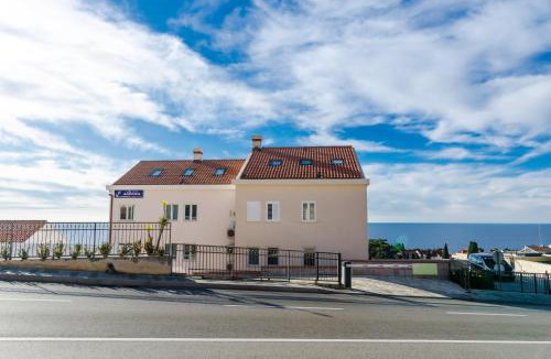 Gornji Kono Apartment | Apartments Villa Ankora