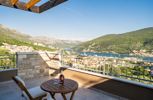 Mokosica Apartment | Apartments Villa Arcadia - Studio Apartment with Hot Tub