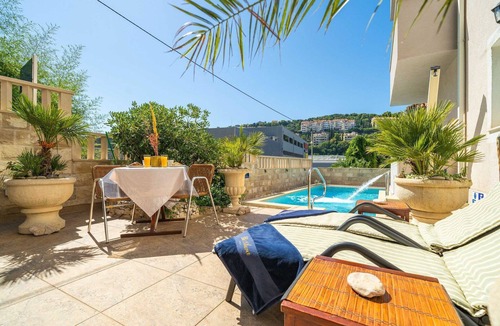 Montovjerna Apartment | Apartments Villa Aura - Duplex studio with Balcony