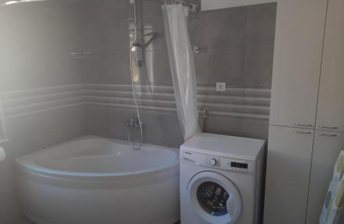 Komiza Apartment | Apartments Villa Beba