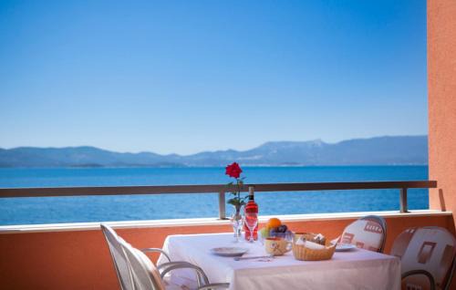 Komarna Apartment | Apartments Villa Dorida