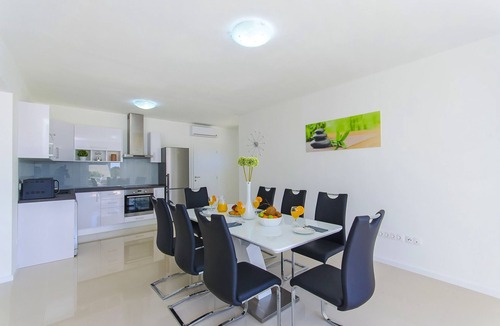 Vir Apartment | Apartments Villa V (32071-A1) - Vir - island Vir