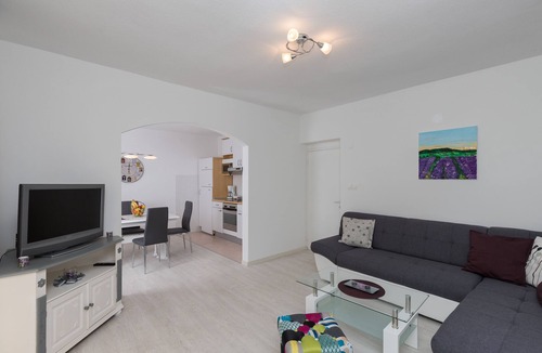 Zvekovica Apartment | Apartments Villa Key - Two Bedroom Apartment with Terrace