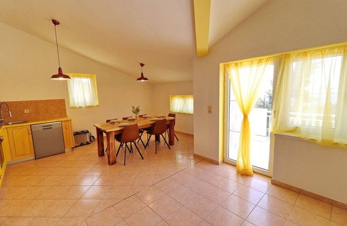 Orebic Apartment | Apartments Villa Michele-Three Bedroom Apartment with Partial Sea View (Grejp)